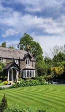 An outside view of Cedar Manor in the Lake District