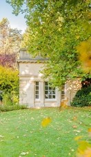 Autumn at Bath Botanical Gardens - Temple of Minerva Wedding Venue