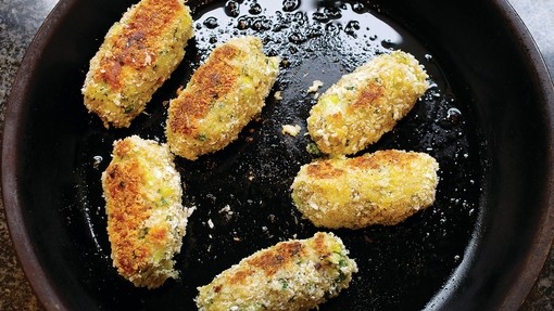 Glamorgan Sausages Frying