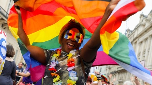 Ein Parade-Teilnehmer während der Pride in London im Juli 2019