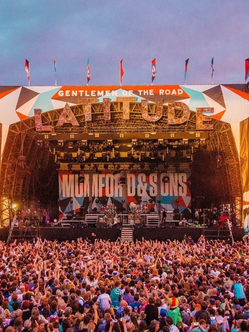 Mumford & Sons performing on the main stage of Latitude Festival