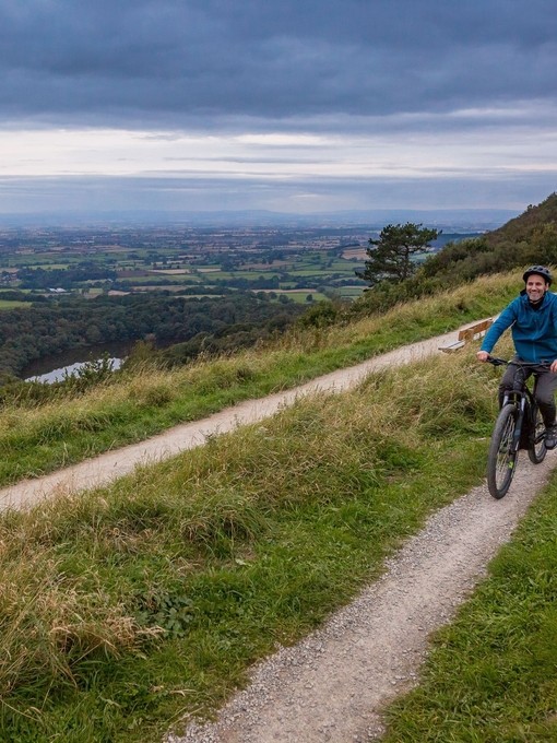 Two cyclists on the North York Moors