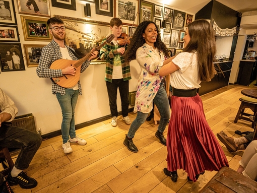 Irish Dancing and music as part of Belfast Hidden Tours 