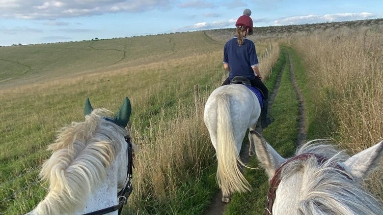A caballo